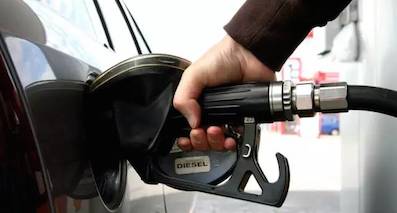油價下調或遭遇擱淺 國內成品油市場將明穩暗降